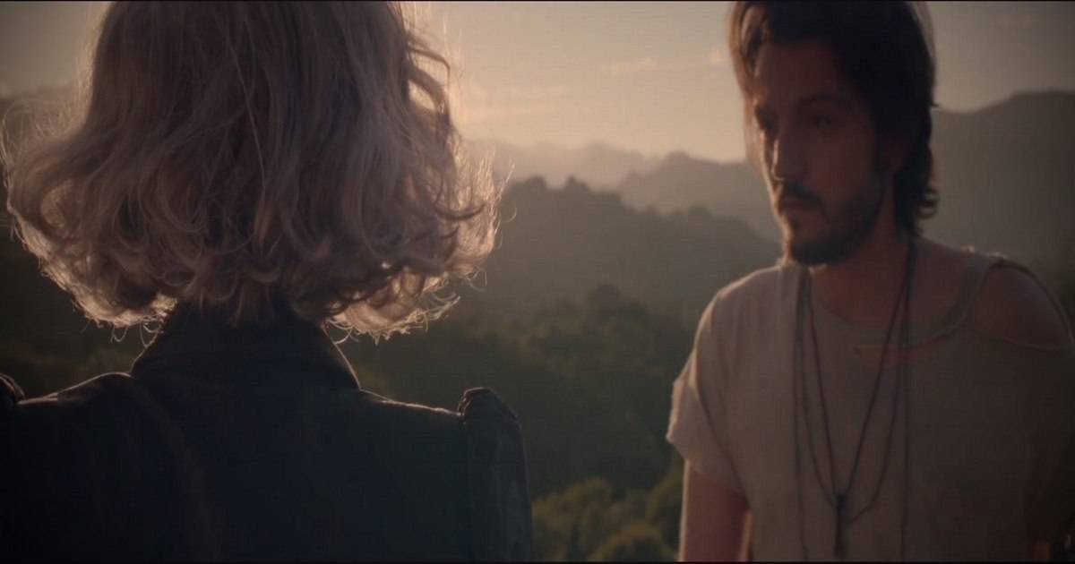 That one. Диего Луна в клипе Кэти Перри. The one that got away. Diego Luna the one that got away. Sirens Matthew Clark.